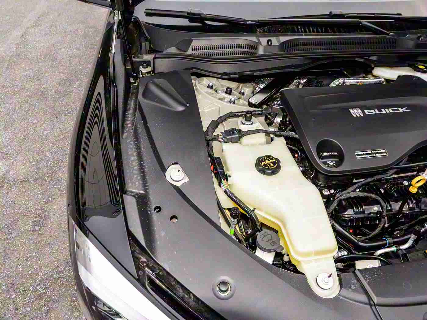 黄黄软件下载,智能领航,语音操控,革新驾驶新境界-1