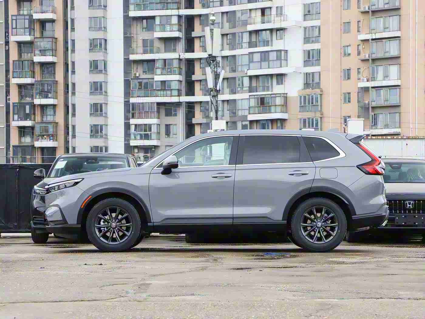 火影忍者成人,“融合动漫元素，性能卓越——探秘新锐“火影忍者”主题车型市场潜力”-4