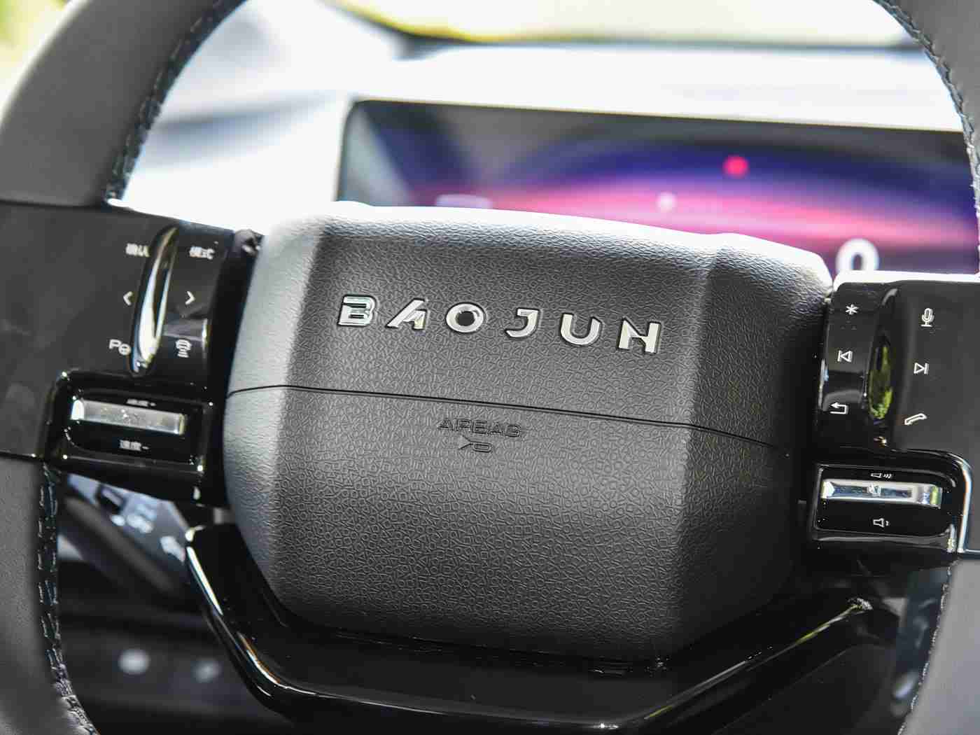 爱情论坛亚洲品质自拍,亚洲风情新宠，创新科技领跑：品质自拍汽车引关注，市场前景备受期待-1