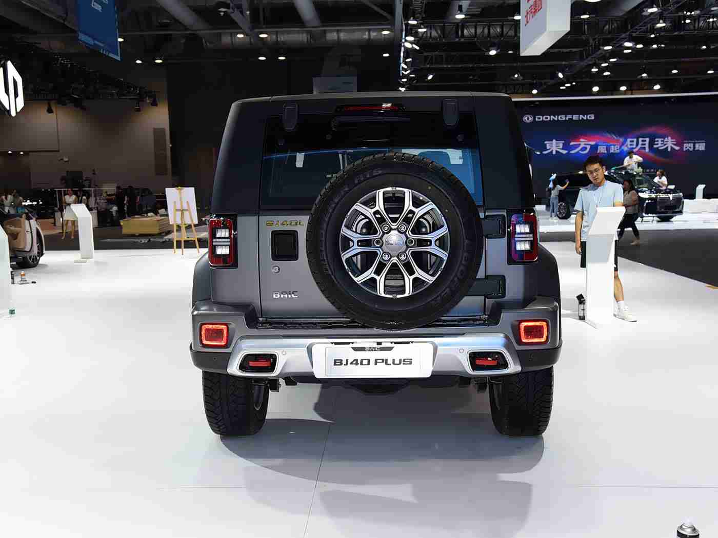 三上悠亚一区二区三区,新能源汽车浪潮涌动，绿色未来逐梦前行-2