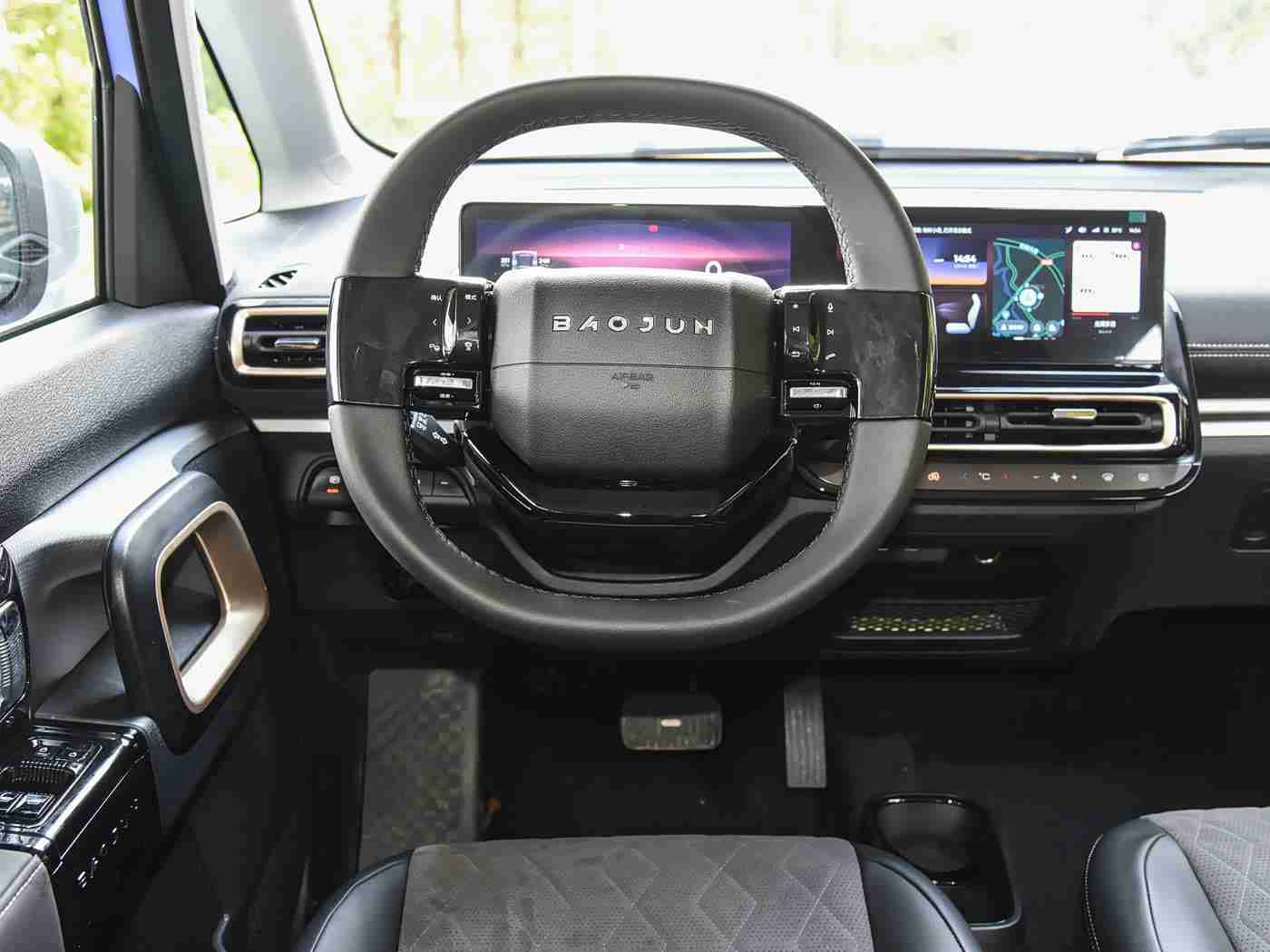 王者荣耀女英雄无小内无爱心有特效吗,新能源汽车新潮流来袭：某品牌概念车亮相，引领科技与时尚新风尚-1