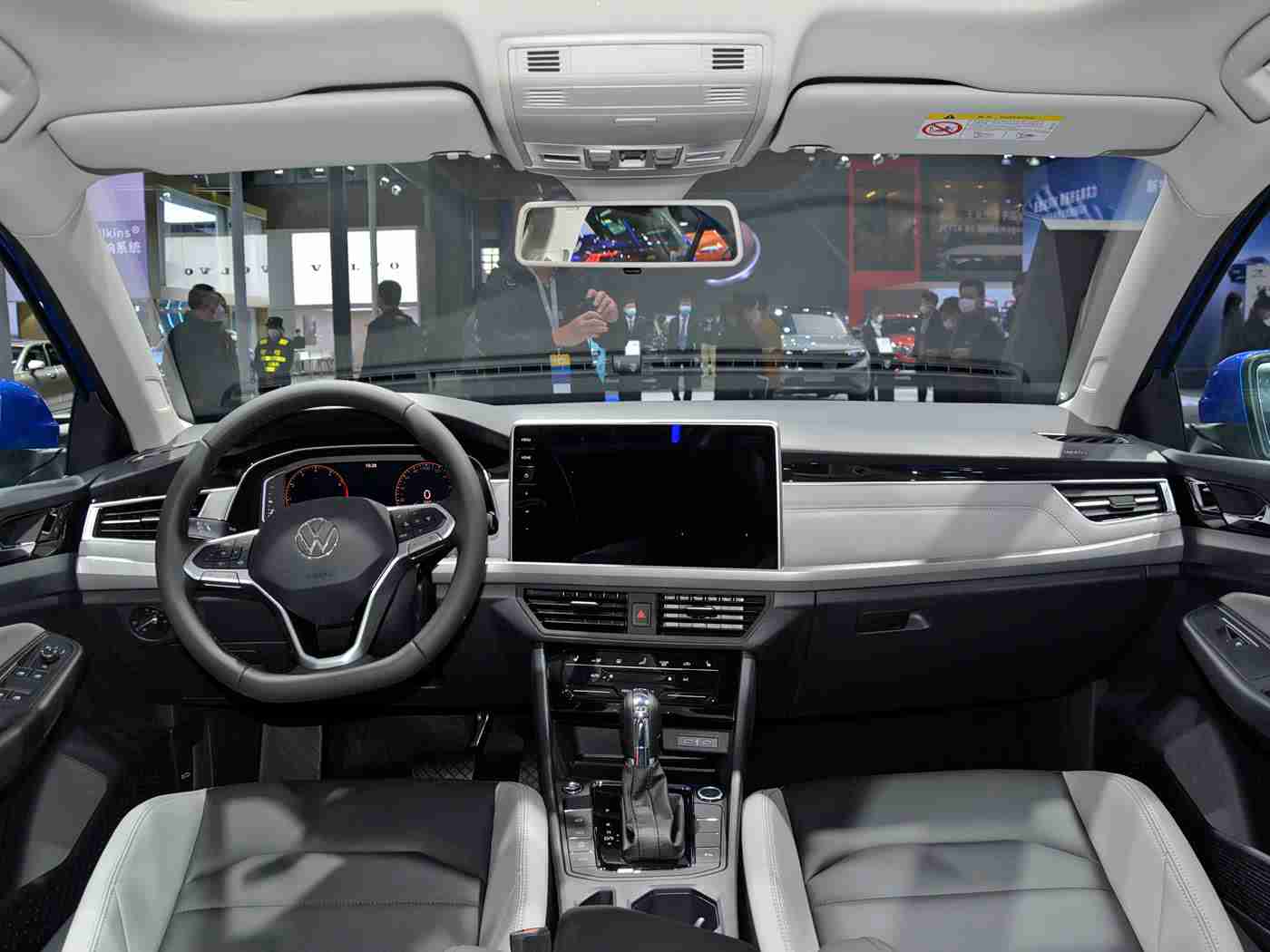 娇妻害羞的同意3p,温馨之旅,智趣同途:娇妻亲子新篇,引领家庭出行新风尚-1