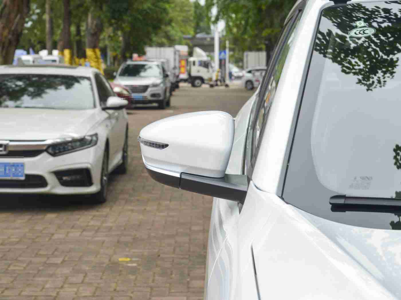 男人搞母狗一般什么心理母狗可以代,汽车改装潮流：个性化追求与原厂零部件的选择智慧-4