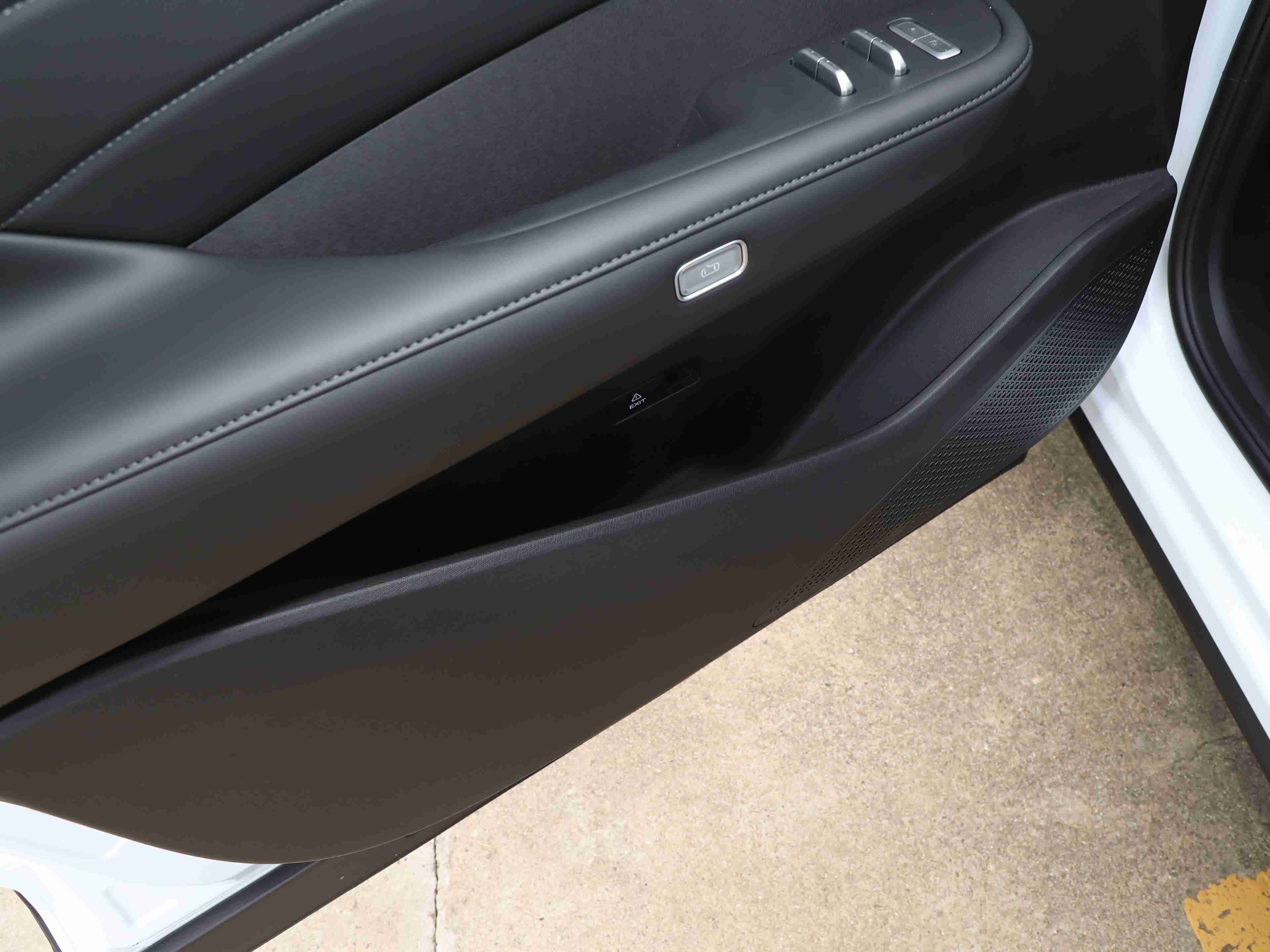 国产tv,国产新锐崛起，时尚简约性能佳，续航长，质保无忧，国产汽车新宠备受瞩目-2