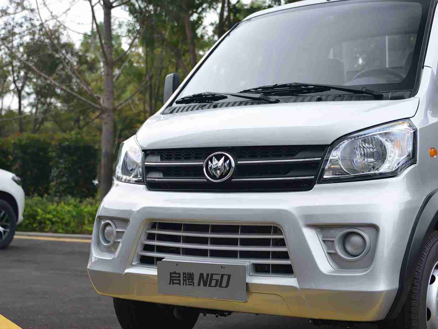 公猪配美女要多久才能配好,创新设计引领潮流，全新SUV“公猪配美女”概念车即将上市，畅享非凡驾驶体验-1