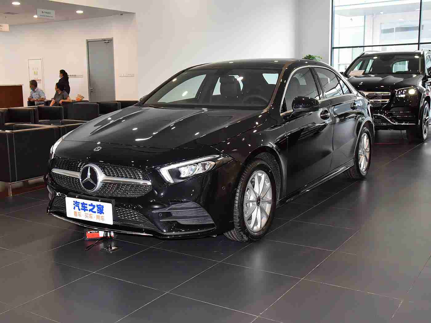 东京热app无限看免费版下载,汽车资讯宝库，互动论坛盛宴，一键开启驾驶新视界-1