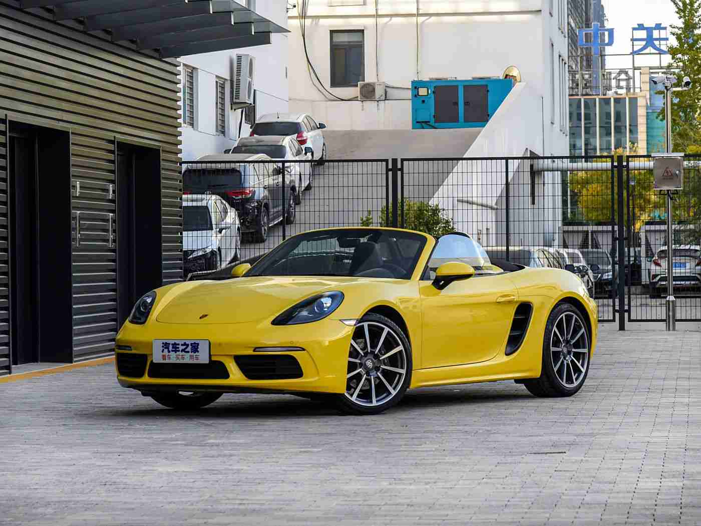 桃花直播,汽车直播新风口崛起，桃花平台助力行业数字化转型，引领互动体验新潮流-1