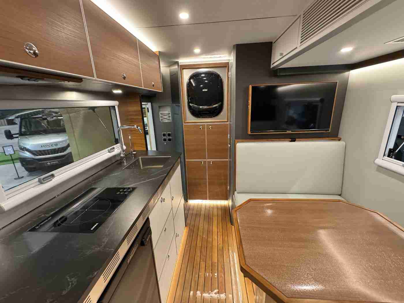 麻花传MDR国语免费,麻花传汽车创新设计配国语免费,引领市场潮流备受关注-1