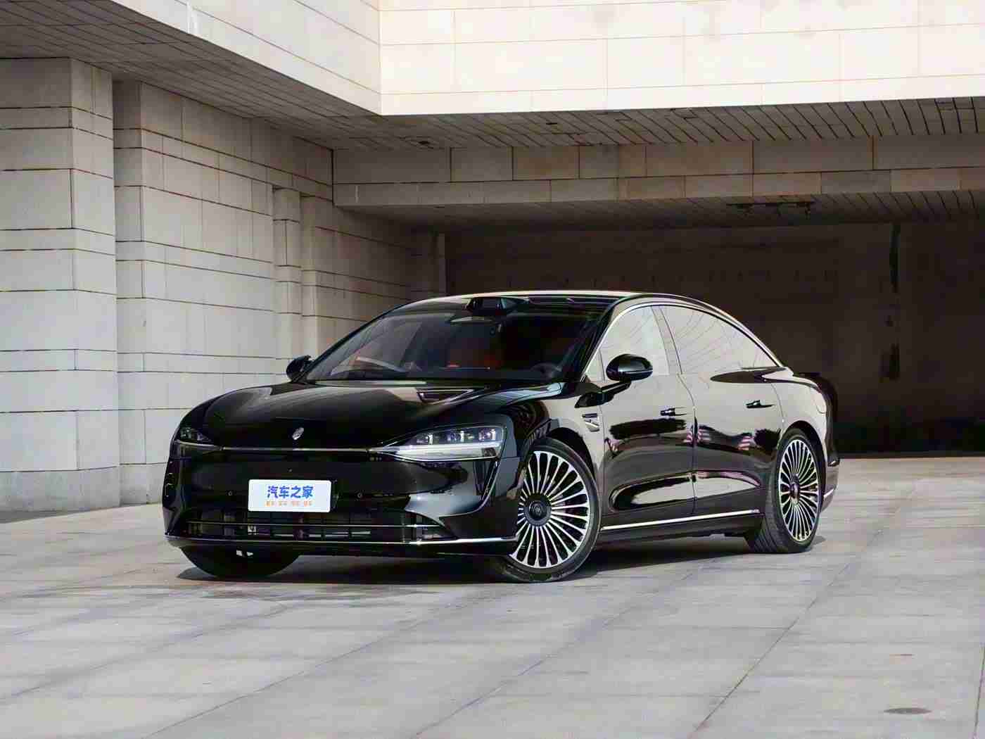 天天干天天舔,引领潮流，品质卓越——“天天干天天舔”汽车，创市场口碑新高峰-3