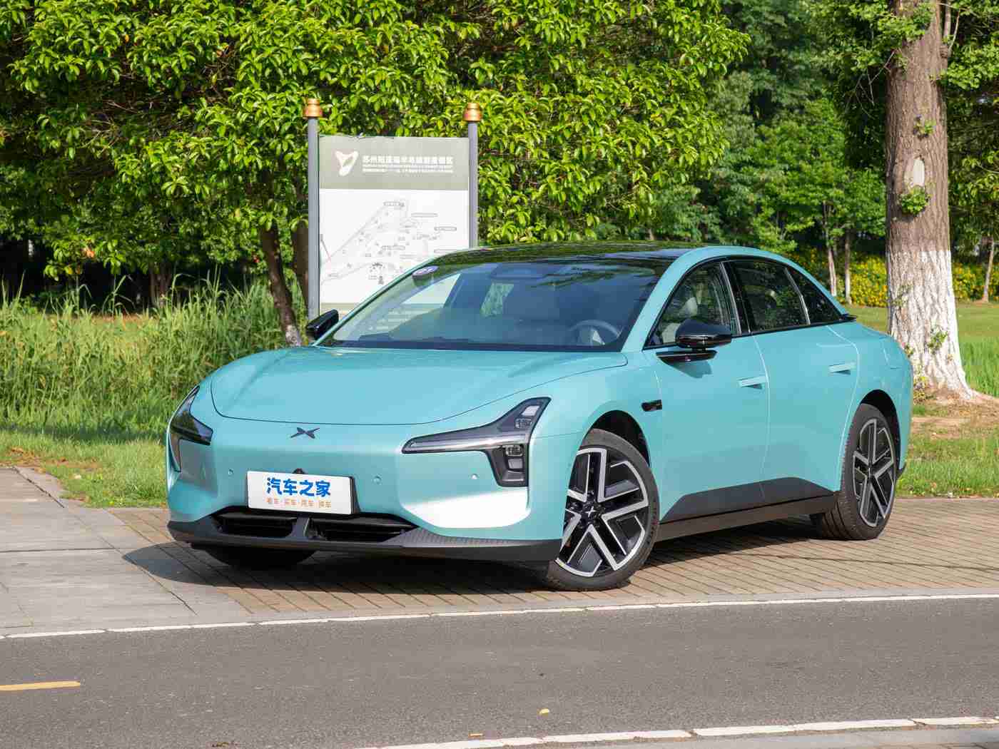 17cc吃瓜网最新爆料是真的吗,“全新车型震撼来袭,17cc吃瓜网曝光:国内知名品牌下半年将推重磅新车,市场热度飙升,安全性能全面升级,实力不容小觑!”-3