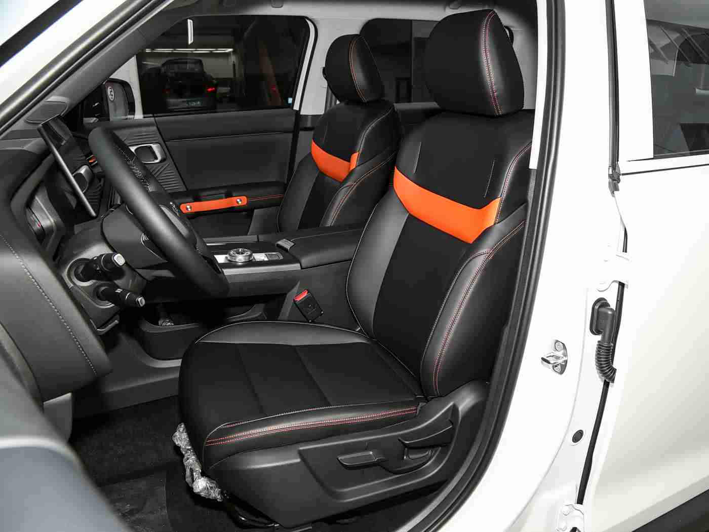 被男按摩师蹂躏至高潮,“驾享巅峰，舒适如按摩，新境启程，驾驭非凡之旅”-5