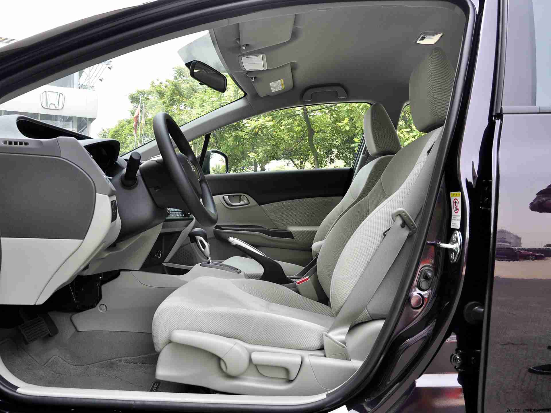 斗罗大陆禁游免费下载安装,汽车盛宴，斗罗世界，驾驭巅峰，炫酷改装之旅-1