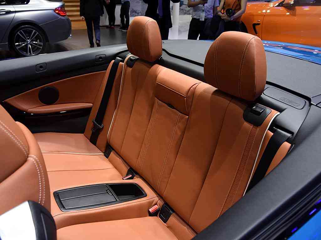 小黄人免费观看在线播放电视剧特色,趣味穿梭，汽车文化盛宴：小黄人演绎未来智能出行-1