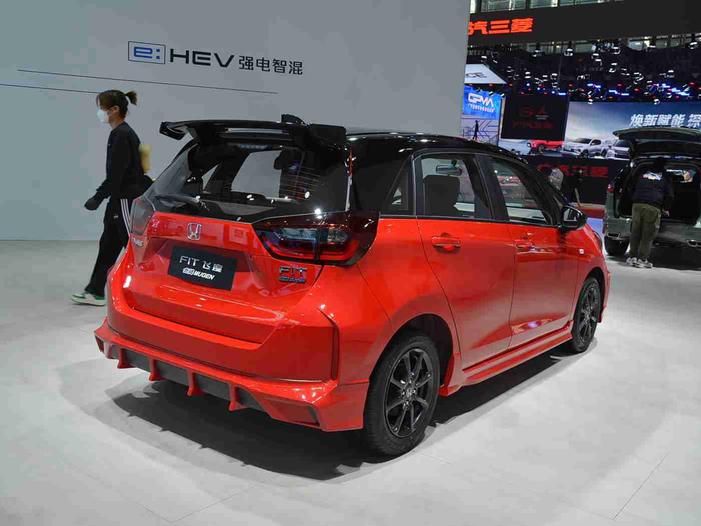 黄色下载3.0.3,汽车行业革新力作：全新软件助力车主便捷保养与维修-3