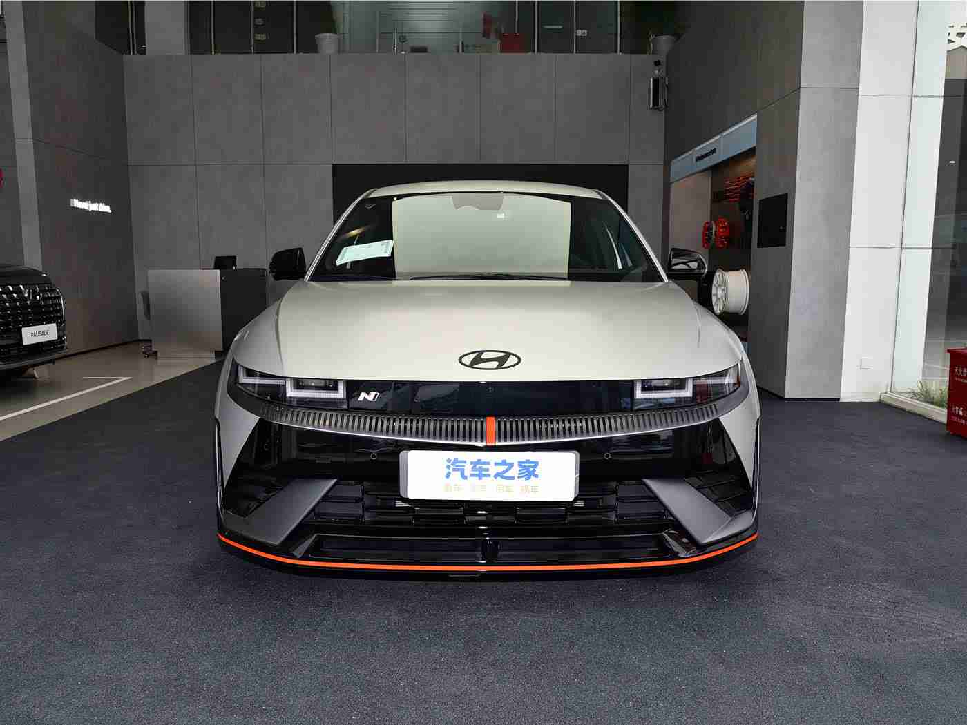 向日葵apple色板｜阳光向日葵,色彩生活,“阳光向日葵汽车惊艳上市，色彩生活新潮流引领时尚出行体验”-1