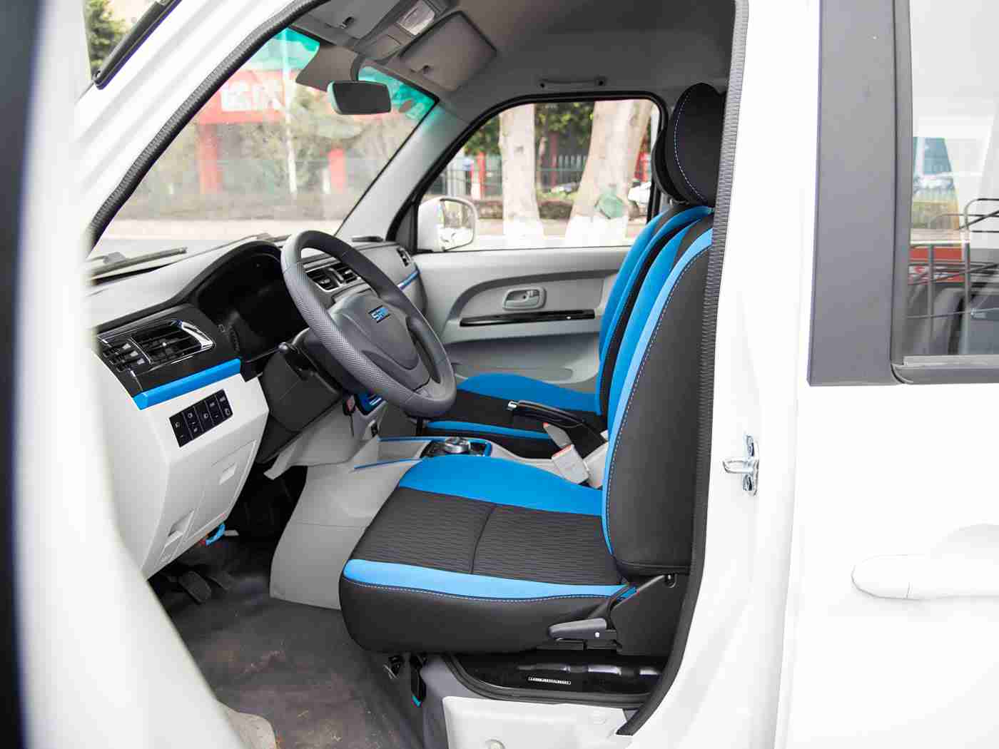 丁香综合,全新车型震撼上市：简约设计，高效动力，智能配置，续航无忧-2