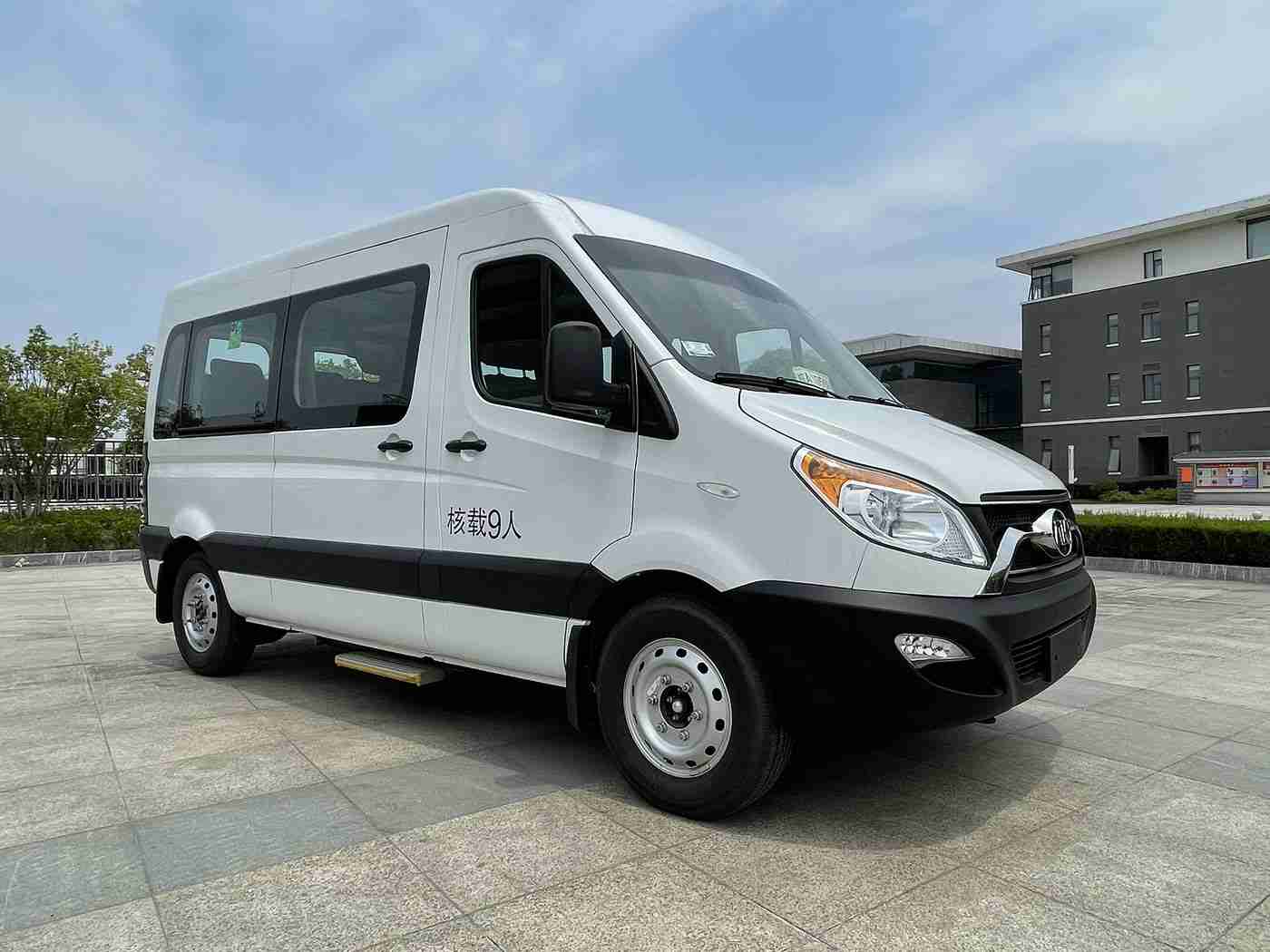 成全动漫在线观看免费播放动漫的软件,智能停车新体验，车载动漫软件助车主轻松休闲-1