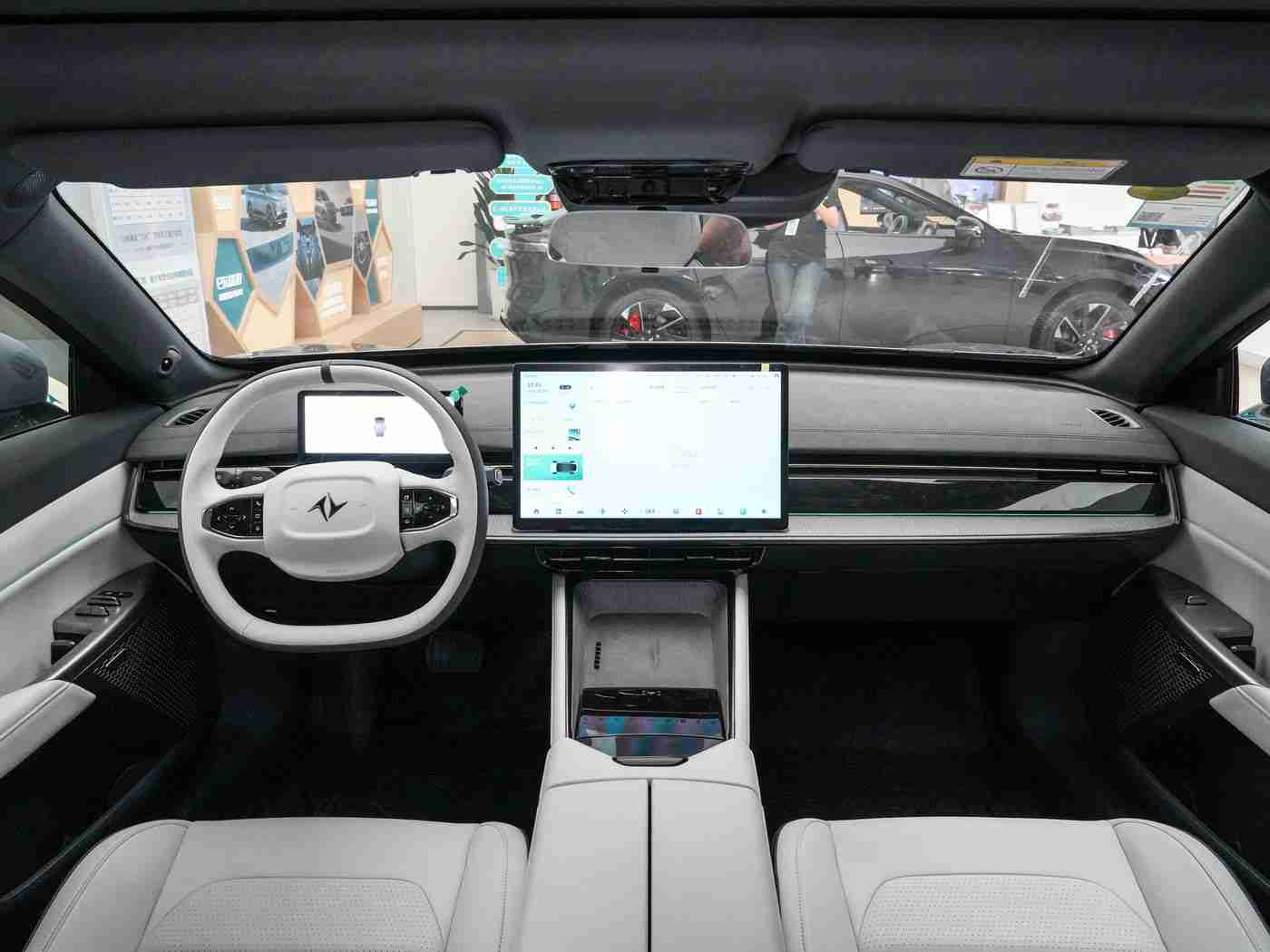 女生裸体软件,智能革命席卷汽车界：计算机视觉技术革新内饰个性化定制，未来驾驶体验颠覆想象-1