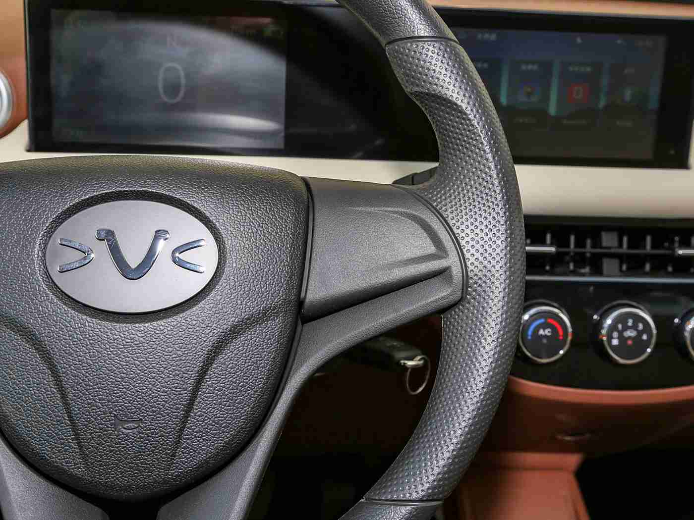 男生和女生搓搓,“性别平等新视界，女性购车需求新风向，共绘汽车行业新蓝图”-3