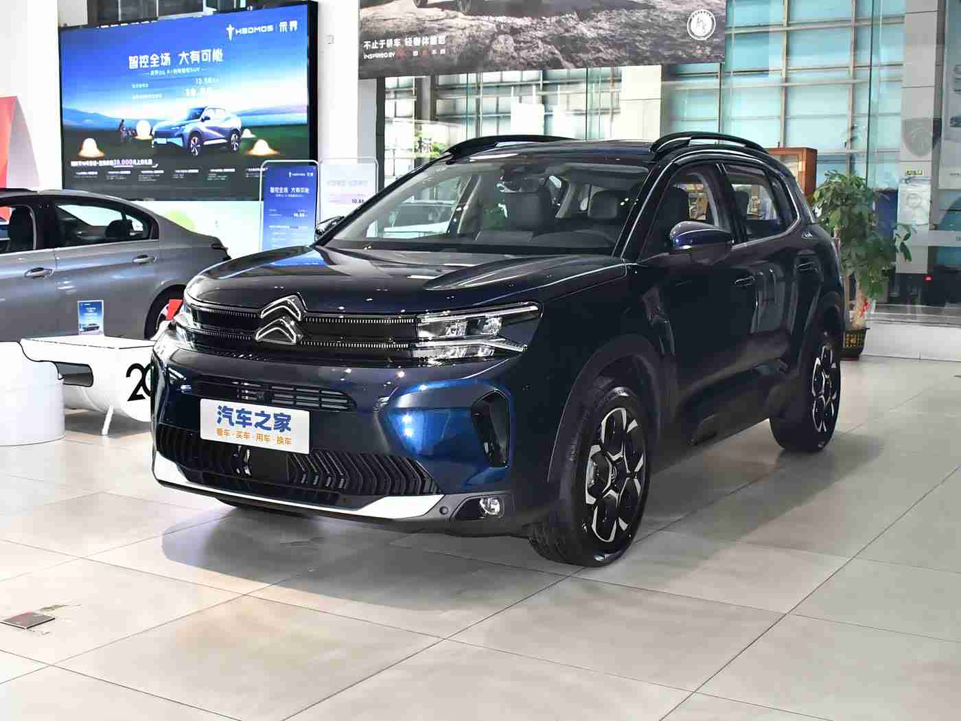 将界2第3集打扑克80秒,速度激情新篇章,国产跑车领航未来潮流-1