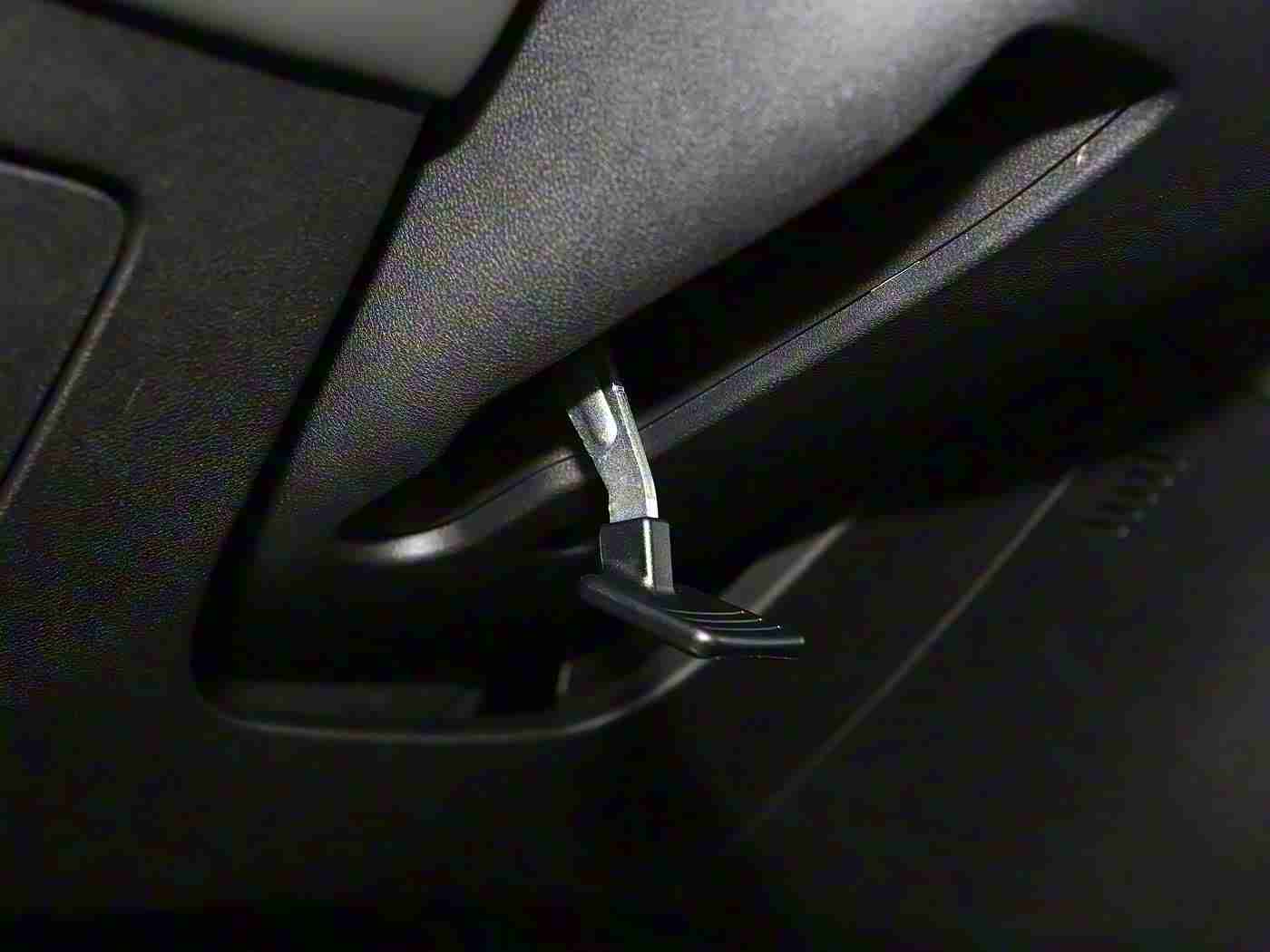 男生和女生一起差差差软件,智能互动，共驾新风尚，科技护航，畅行未来-4