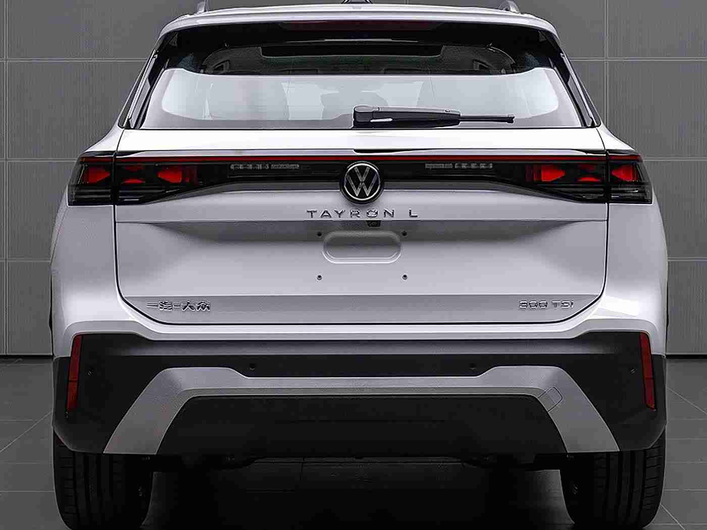 欧亚一区二区,“锐意革新，驾驭未来——国产新车型闪耀全球市场”-3