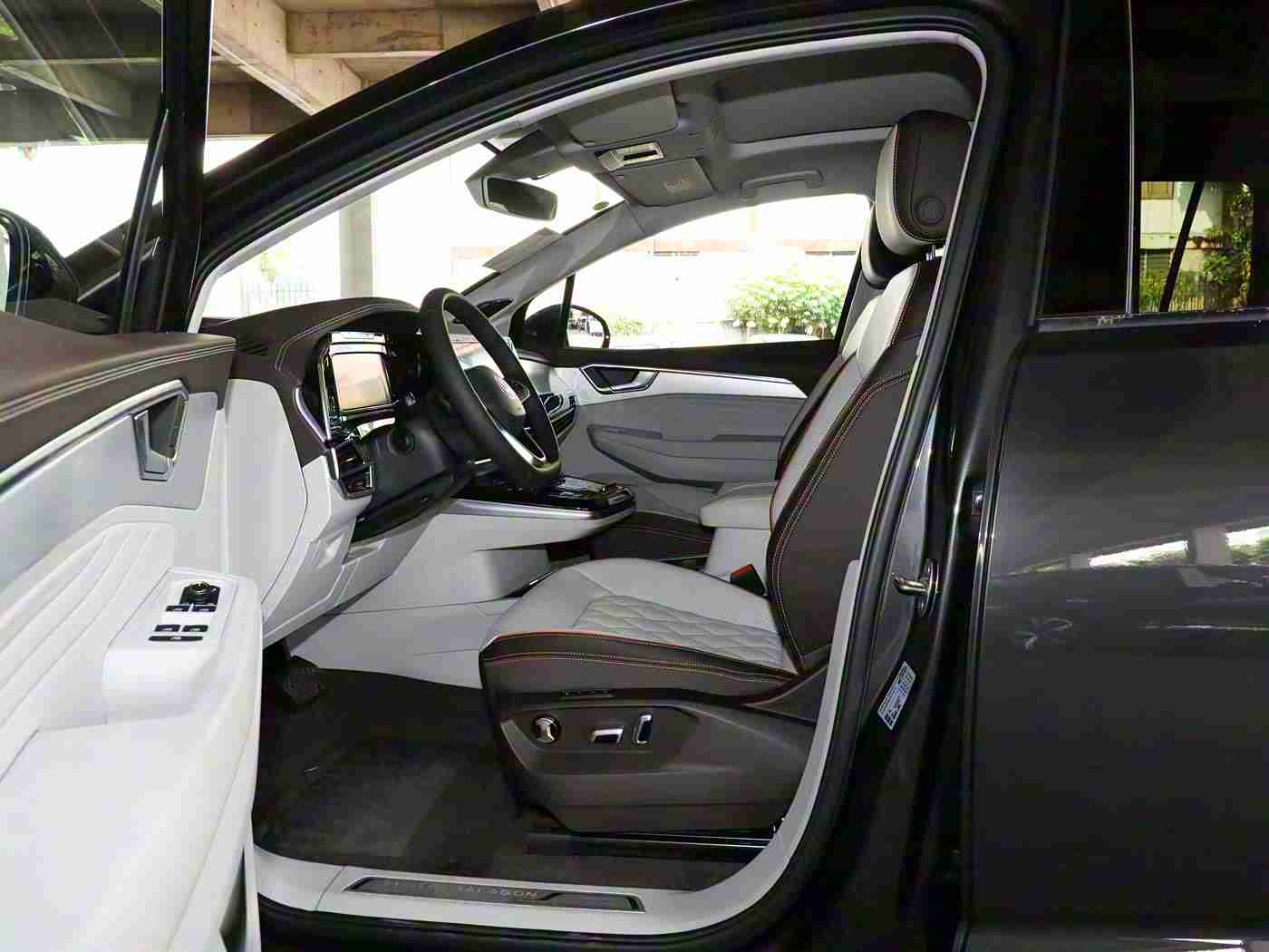 黄包软件,智行新界，驾驭未来，畅享车联网新生态-1