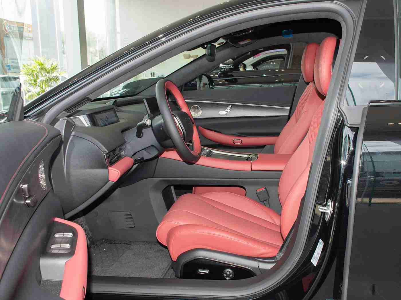 男人和雌性宠物交SSSCHD,未来美学,环保动力,宠物相伴——引领绿色出行新潮流-3