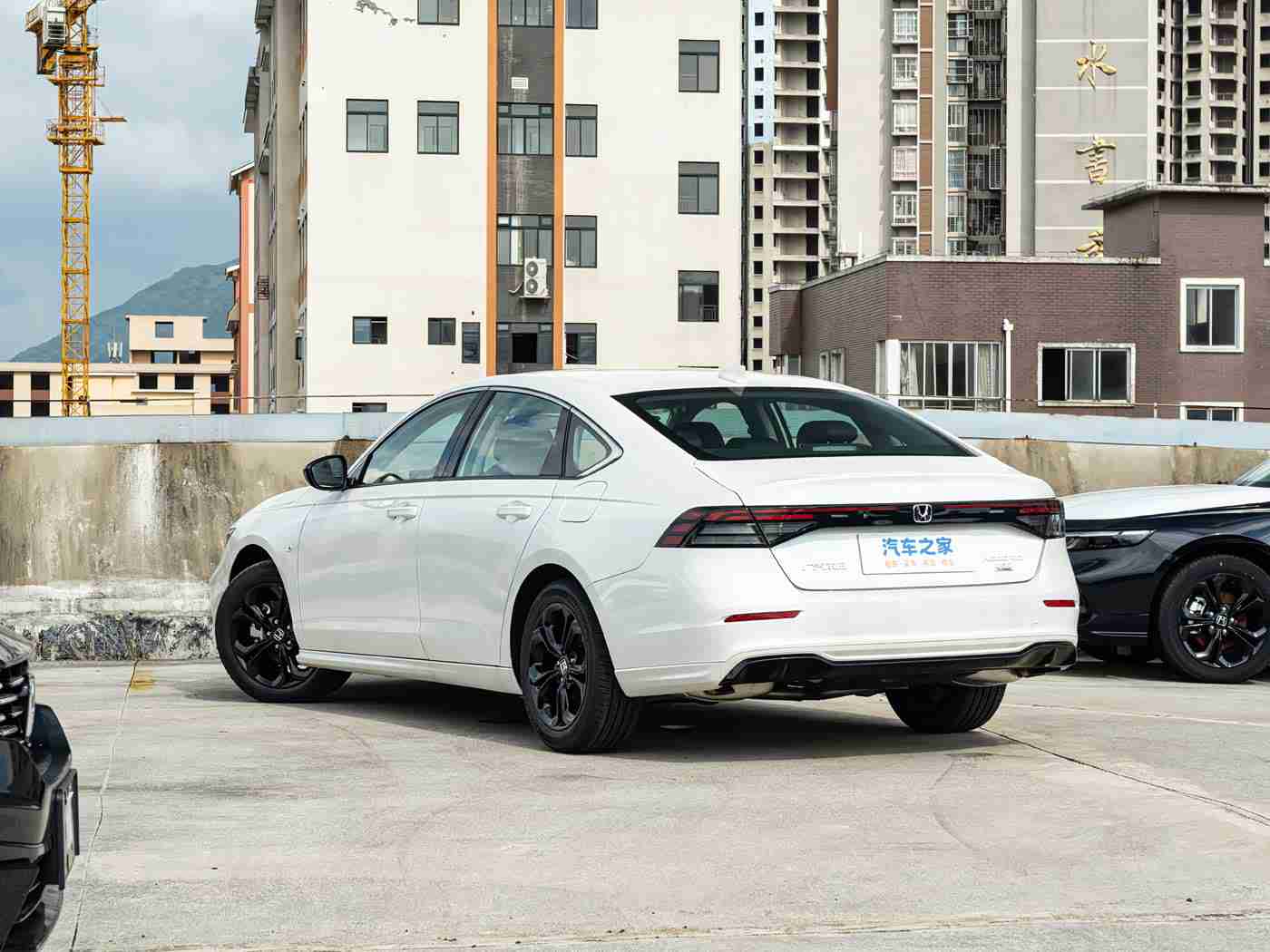 ,汽车跨界舞动，创新营销赢年轻心-2