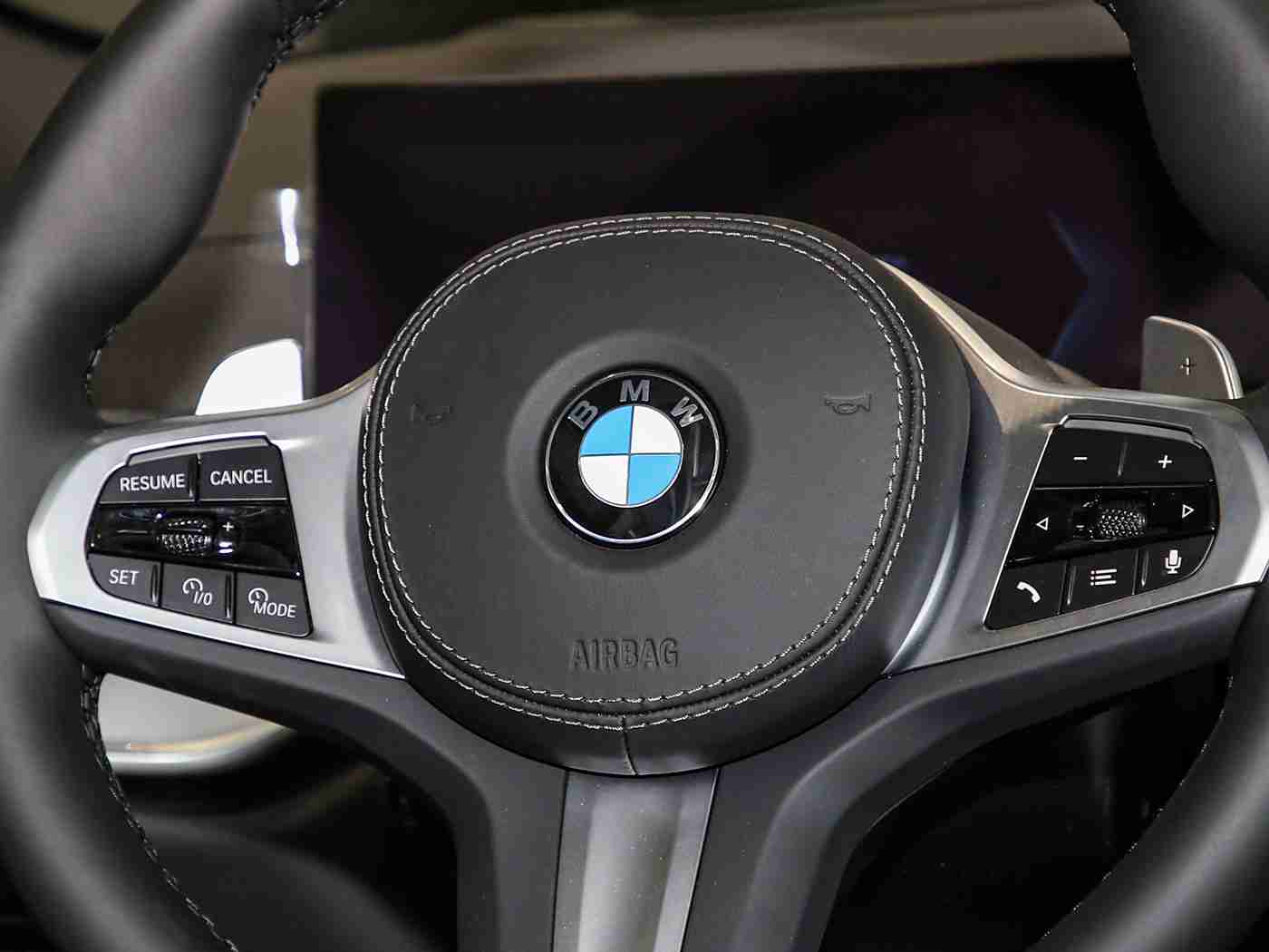 打扑克又痛又叫的软件,“智能守护，出行无忧：新型智能驾驶辅助系统助力安全驾驶体验升级”-1