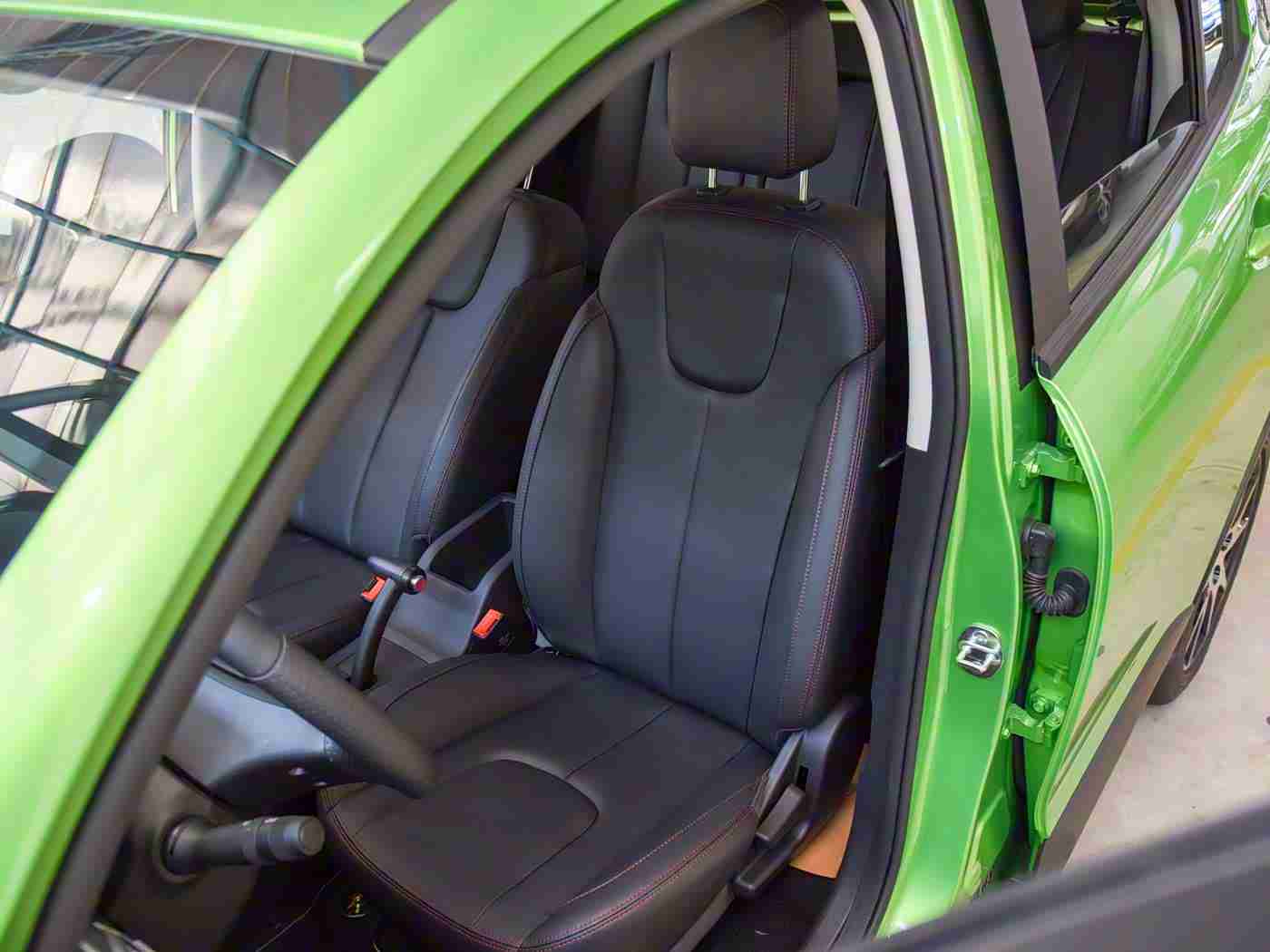 好·色·先·生·TV,全新X7即将上市：时尚动感外观，豪华舒适内饰，强劲动力安全护航-3