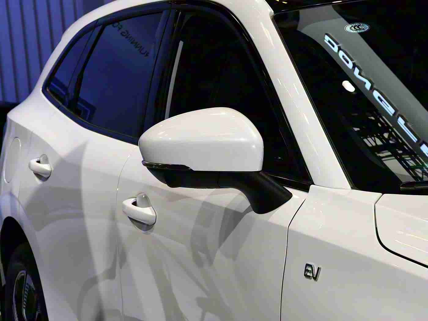 黄色软件下载安装3.3.0,智能驾驶升级新篇章，黄色软件3.3.0版引领安全便捷出行体验-1