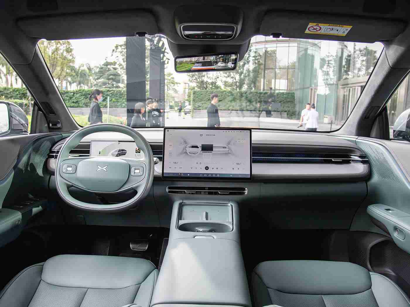 亚洲一区2区,新能源汽车领航，科技驱动未来购车新潮流-1