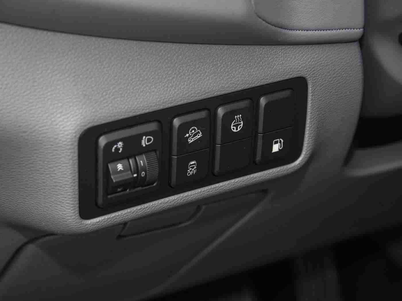 404黄色,科技引领潮流，全新车型惊艳亮相，独特设计诠释未来驾驶体验-1