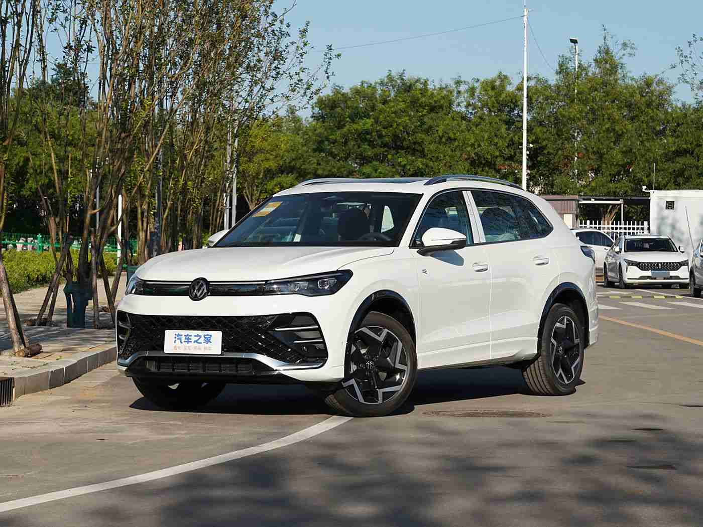 一卡二卡号码会不会乱码,科技护航，智慧出行，解码未来驾驶新篇章-4