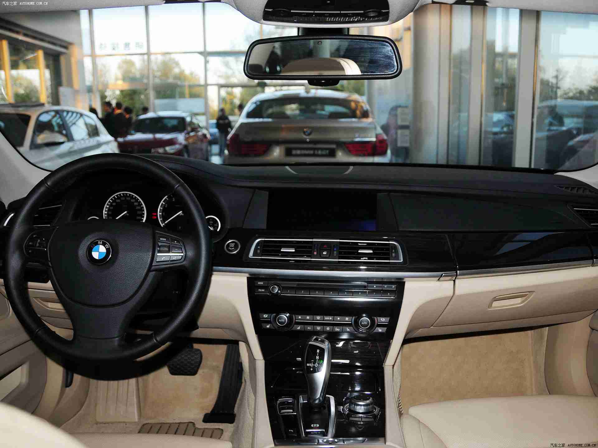 一个妈妈的7中字头强华驿人物关系,“张氏智慧织梦,强华驿谱新篇,家族共铸辉煌”-1