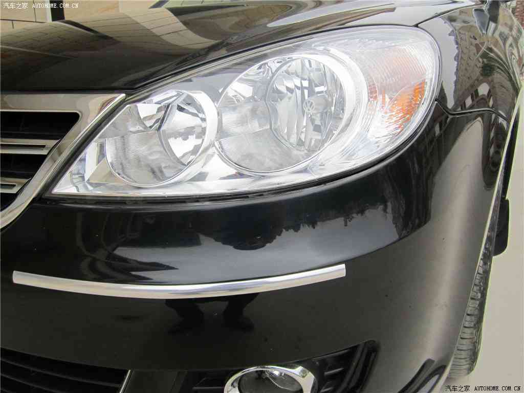 女学生超短裙教室自慰,新能源汽车引关注:时尚简约设计,卓越性能,环保理念引领市场潮流-2