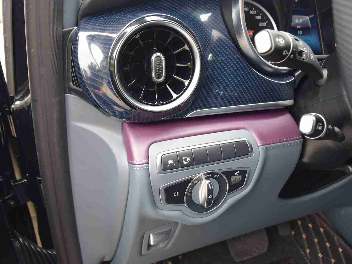 17c吃瓜黑料爆料,知名汽车品牌新车型涉嫌抄袭与性能不足，17c吃瓜黑料引发行业热议-2