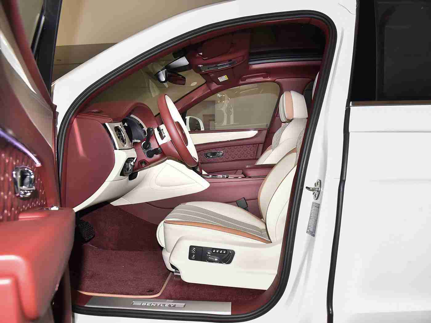 成人性做爰直播App,科技新潮：车载直播助驾，趣味驾驶新体验-3