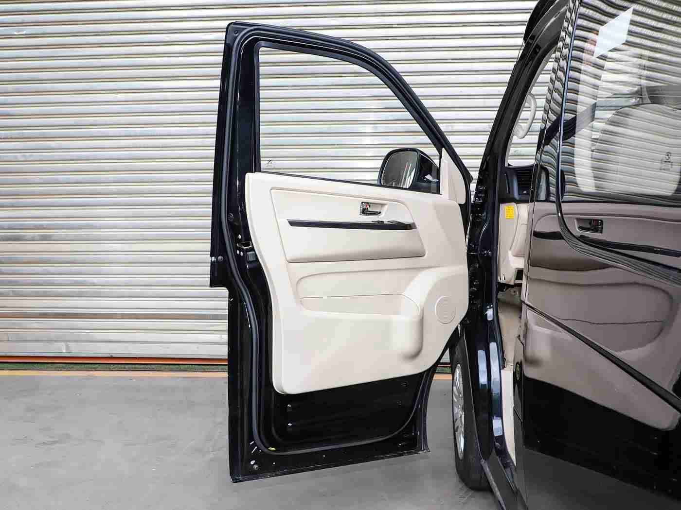 男的插女的软件,“智驾未来，链动汽车新纪元，大数据赋能出行体验革新”-1