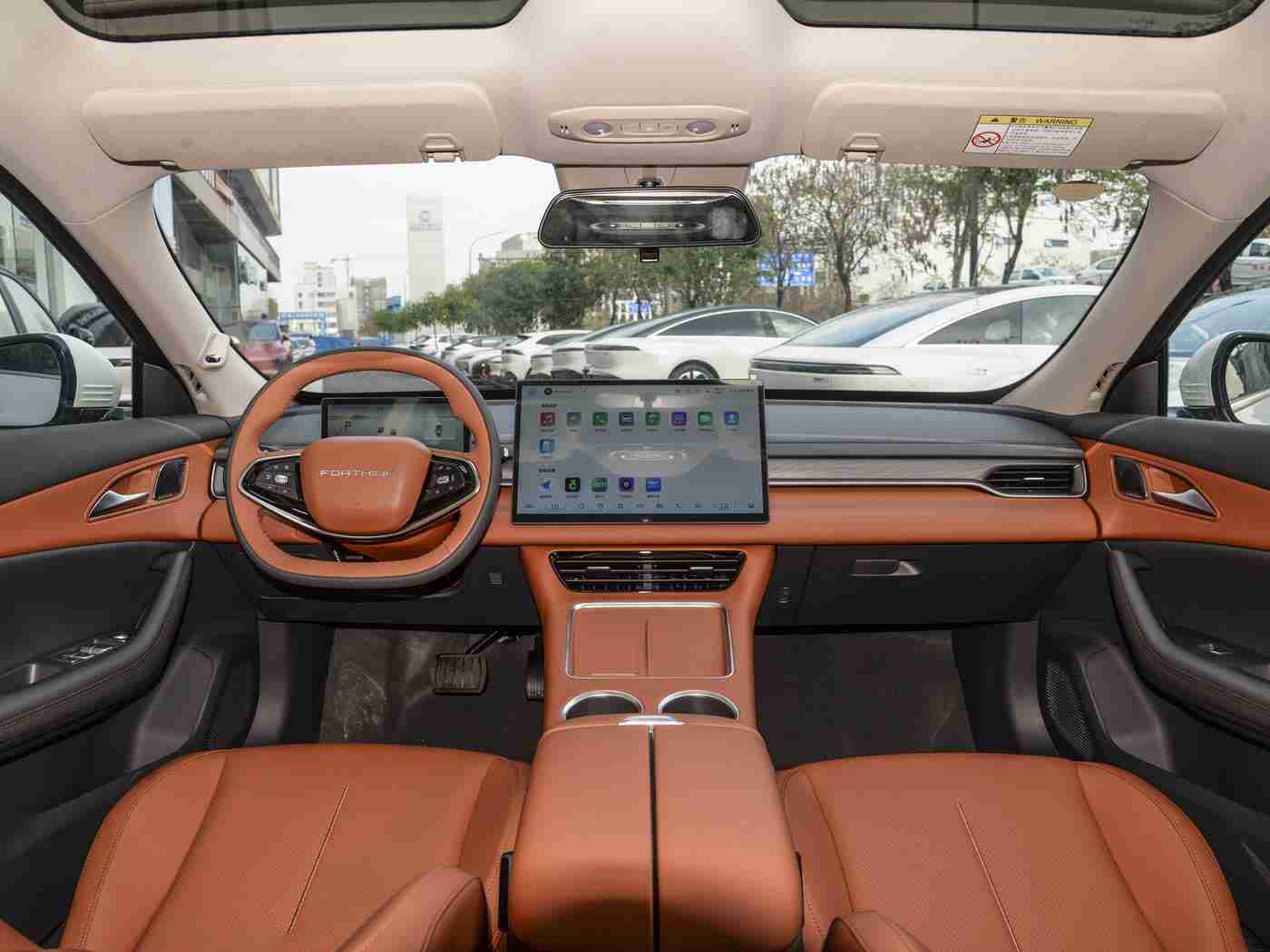 ,汽车跨界舞动，创新营销赢年轻心-1