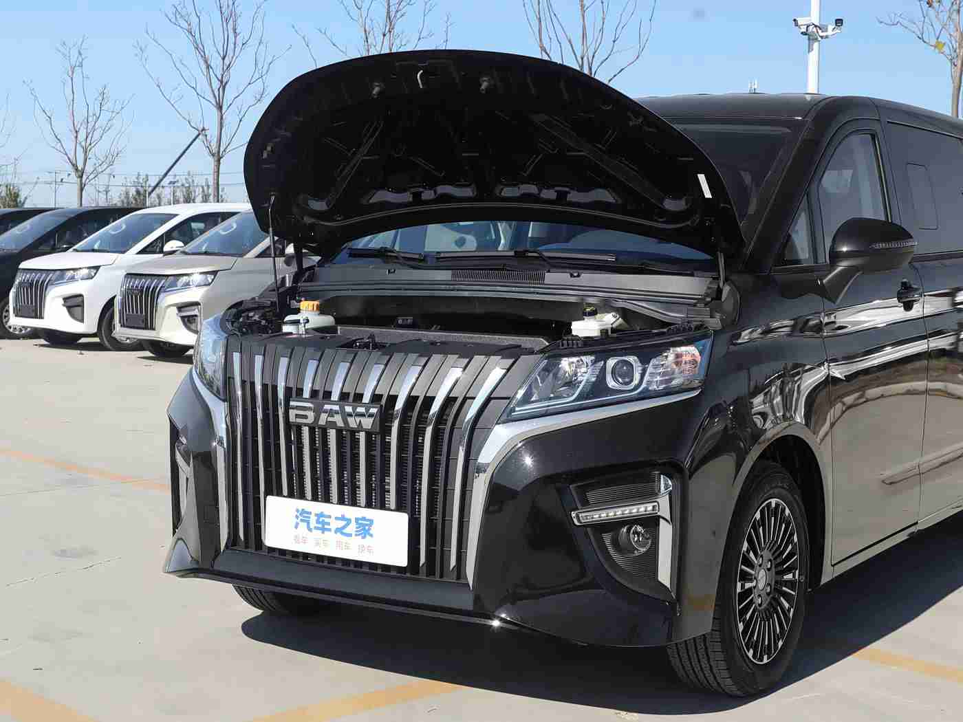 美女裸身软件,汽车资讯视觉盛宴,创新科技引领潮流平台-5