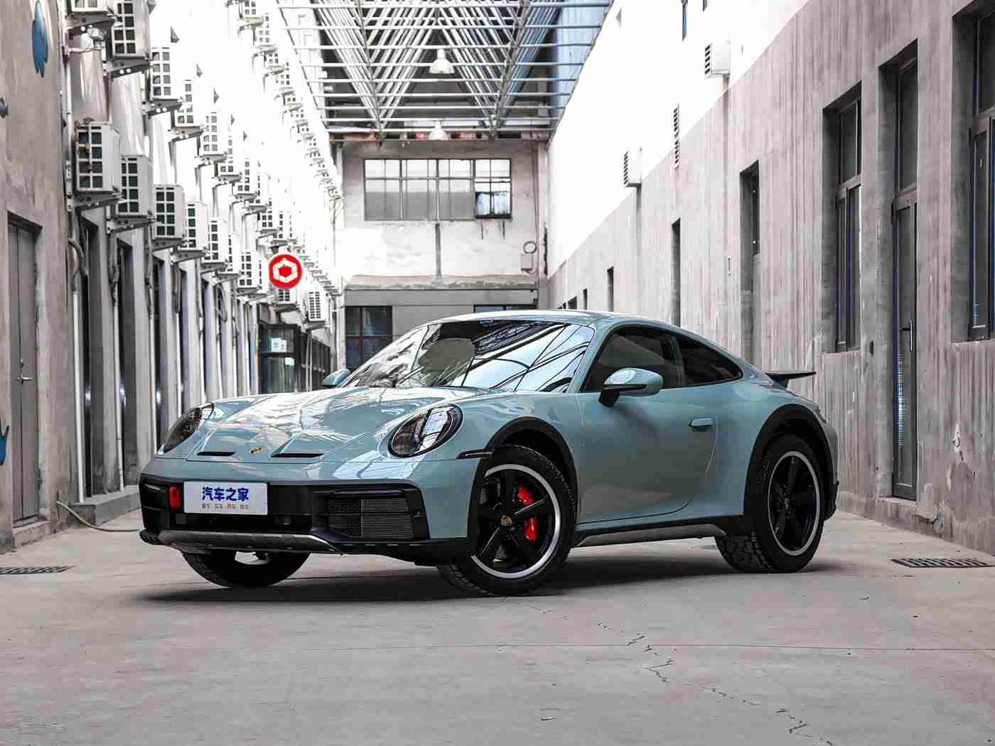 18岁APP,汽车资讯新潮流,“18岁APP”引领年轻购车风向标-1