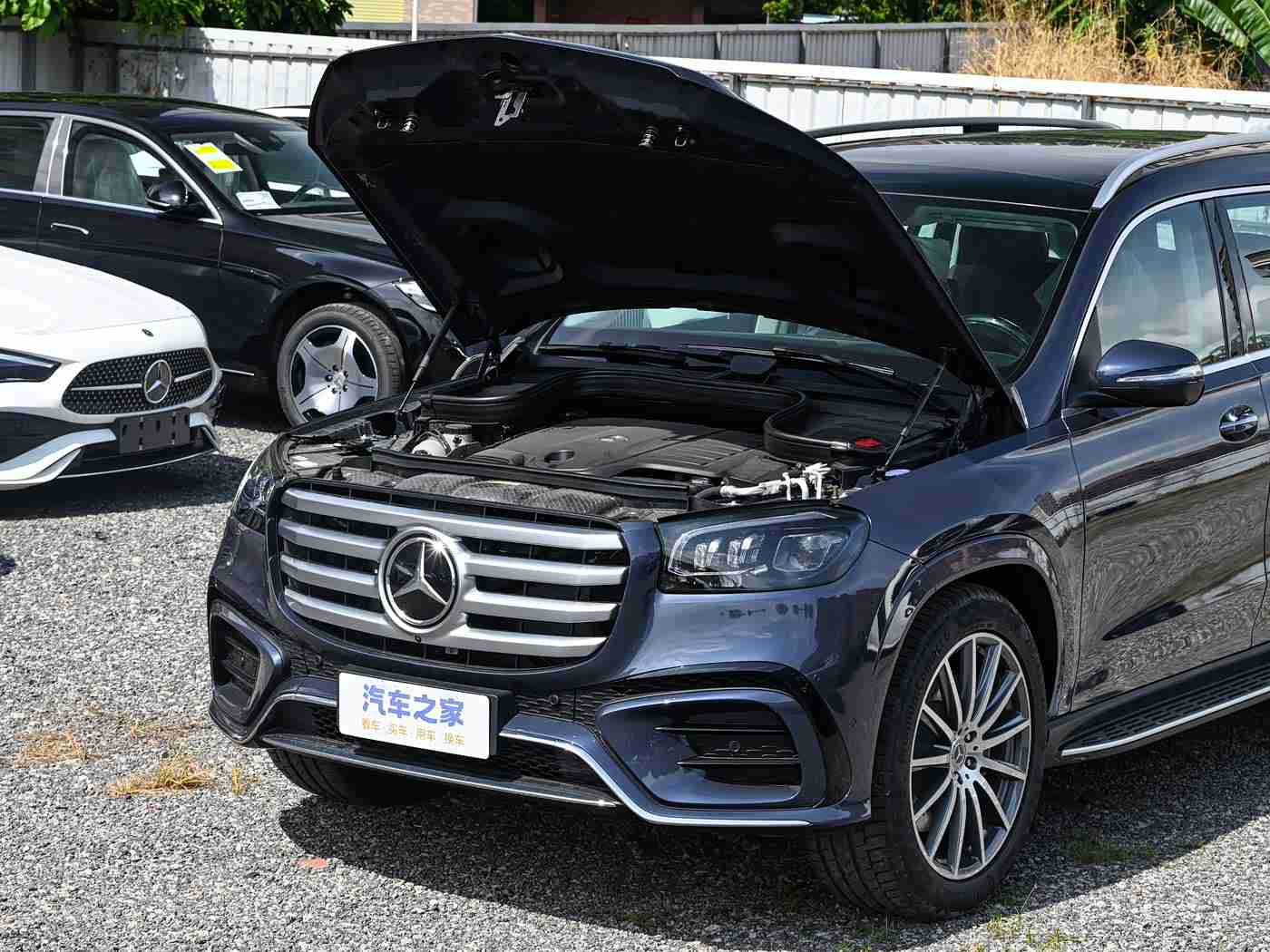 火影18+游戏,科技赋能,汽车与游戏跨界融合:打造独特限量版车型,青春气息扑面而来-1