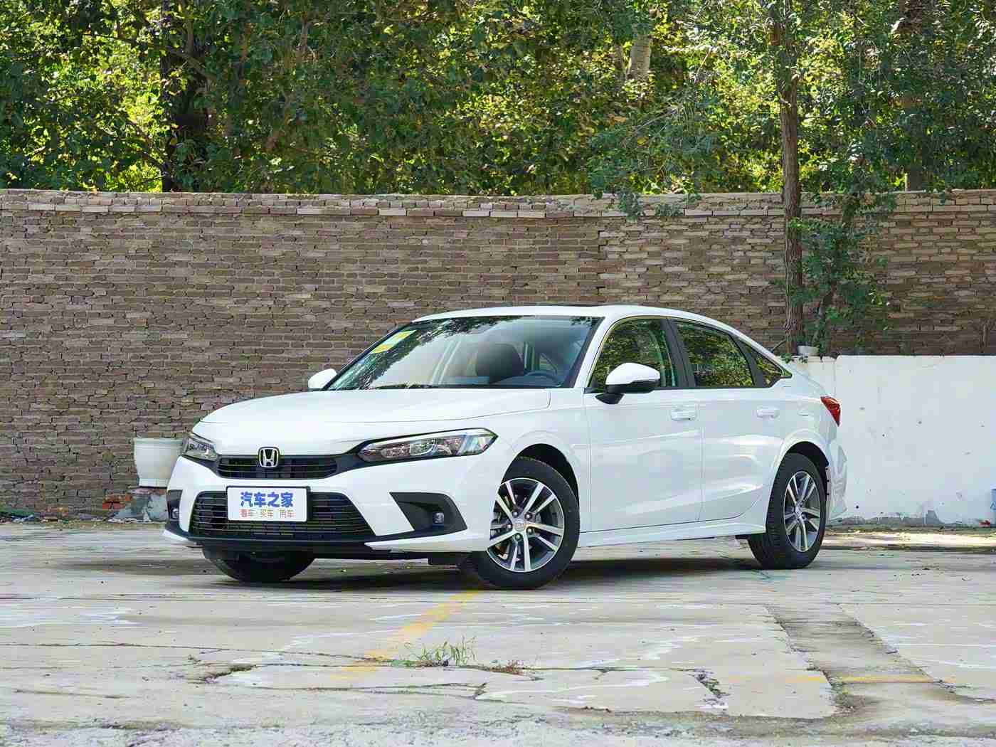 亚洲有码一区,新能源汽车与智能网联汽车推动亚洲市场繁荣,汽车金融助力购车新选择-3