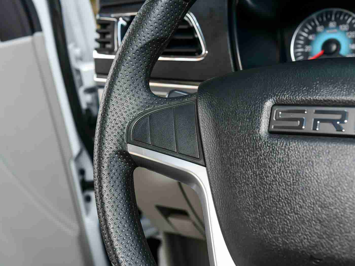 火爆社区向日葵,“向日葵造型独领风骚,智能安全性能出众:全新车型引领汽车潮流,备受瞩目!”-4