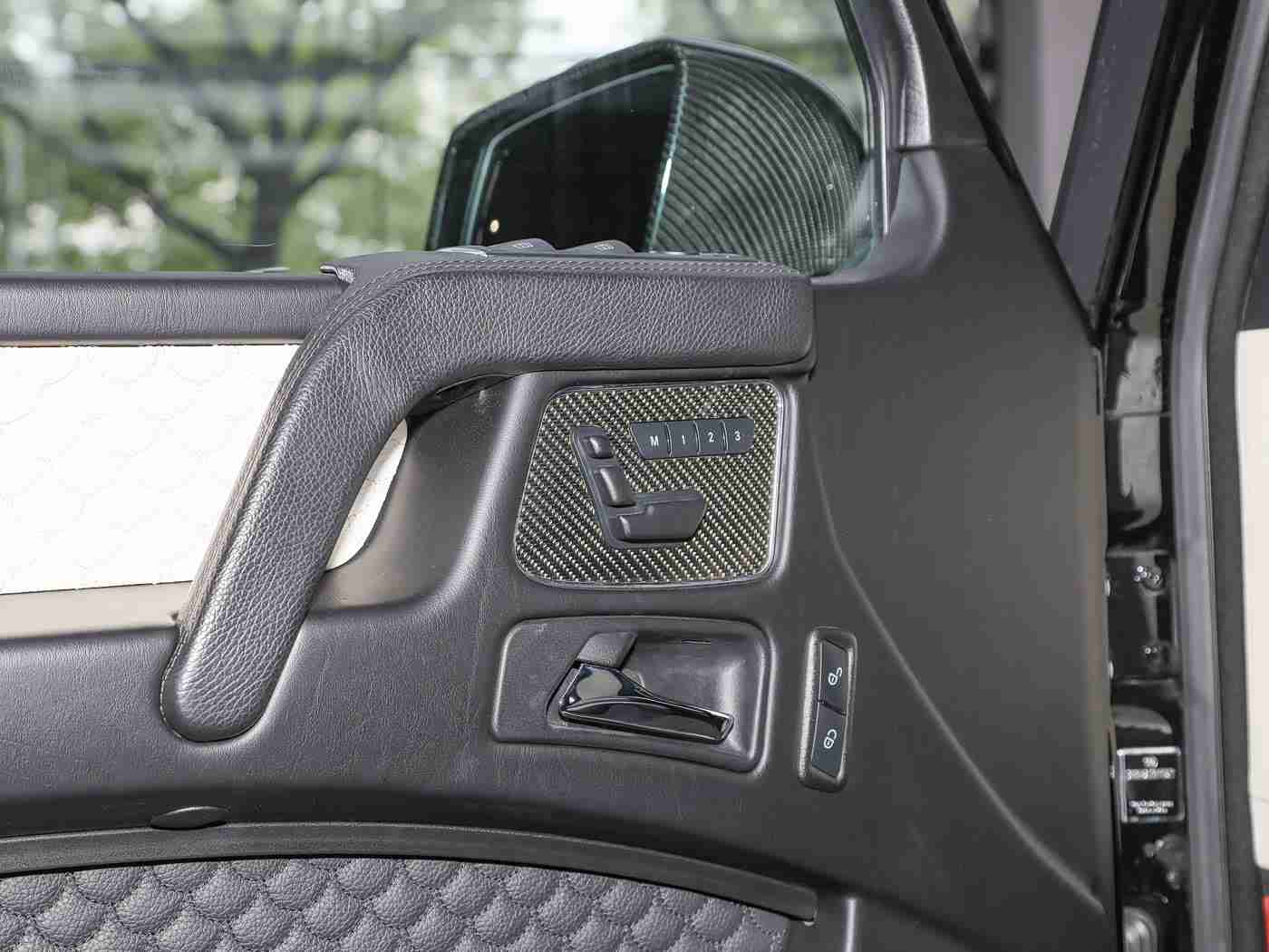 原神女角色被红绳束手束脚封住嘴巴图片最新,“红绳封喉”概念车惊艳亮相：独特设计，科技环保，未来出行新潮流-2