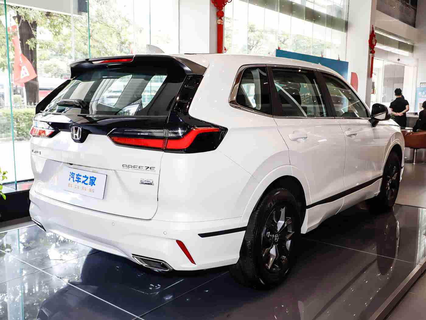 oppo黄色软件大全,科技赋能驾驶新体验，OPPO跨界合作引领汽车行业智能化浪潮-3