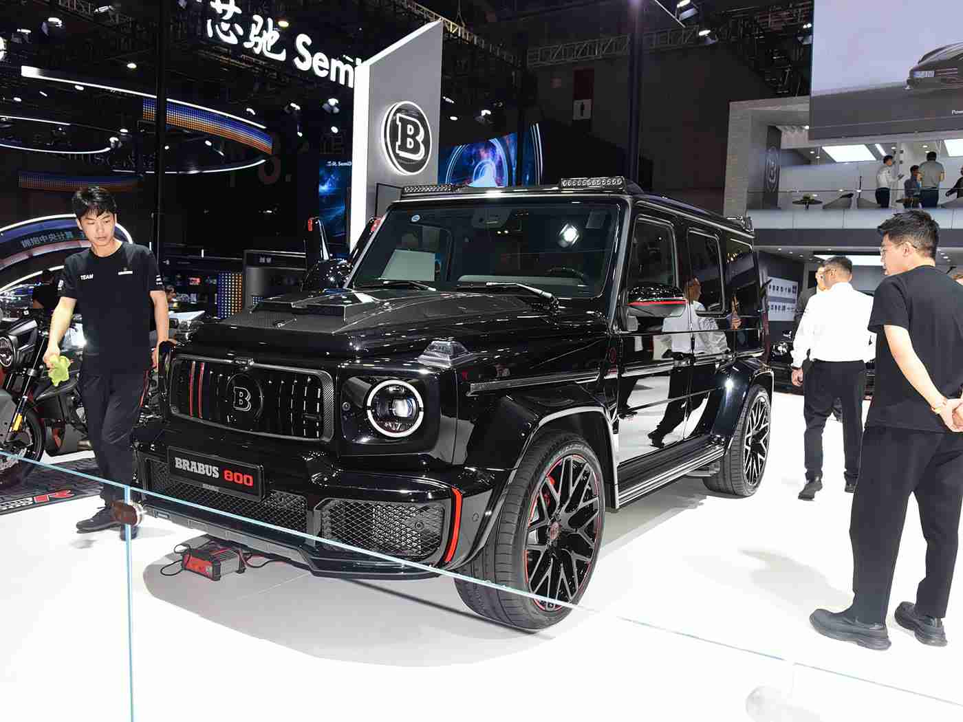 真实人妻尝试3p的故事,汽车行业变革新纪元:从传统“一夫一妻”到未来“三人共乘”,智能新能源引领出行新潮流-3