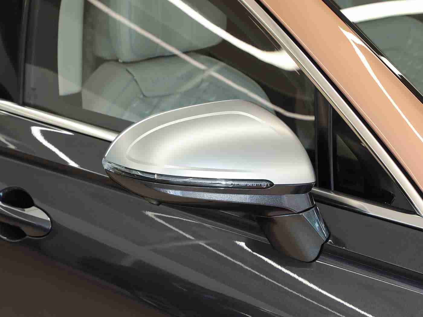 男人机机桶女人,独具匠心设计,内外兼修性价比高,年轻市场新宠车型亮相引关注-3